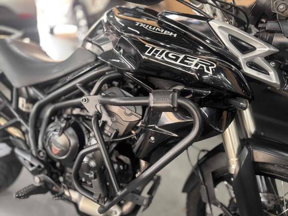 TRIUMPH TIGER 800XC TRIUMPH TIGER 800XC